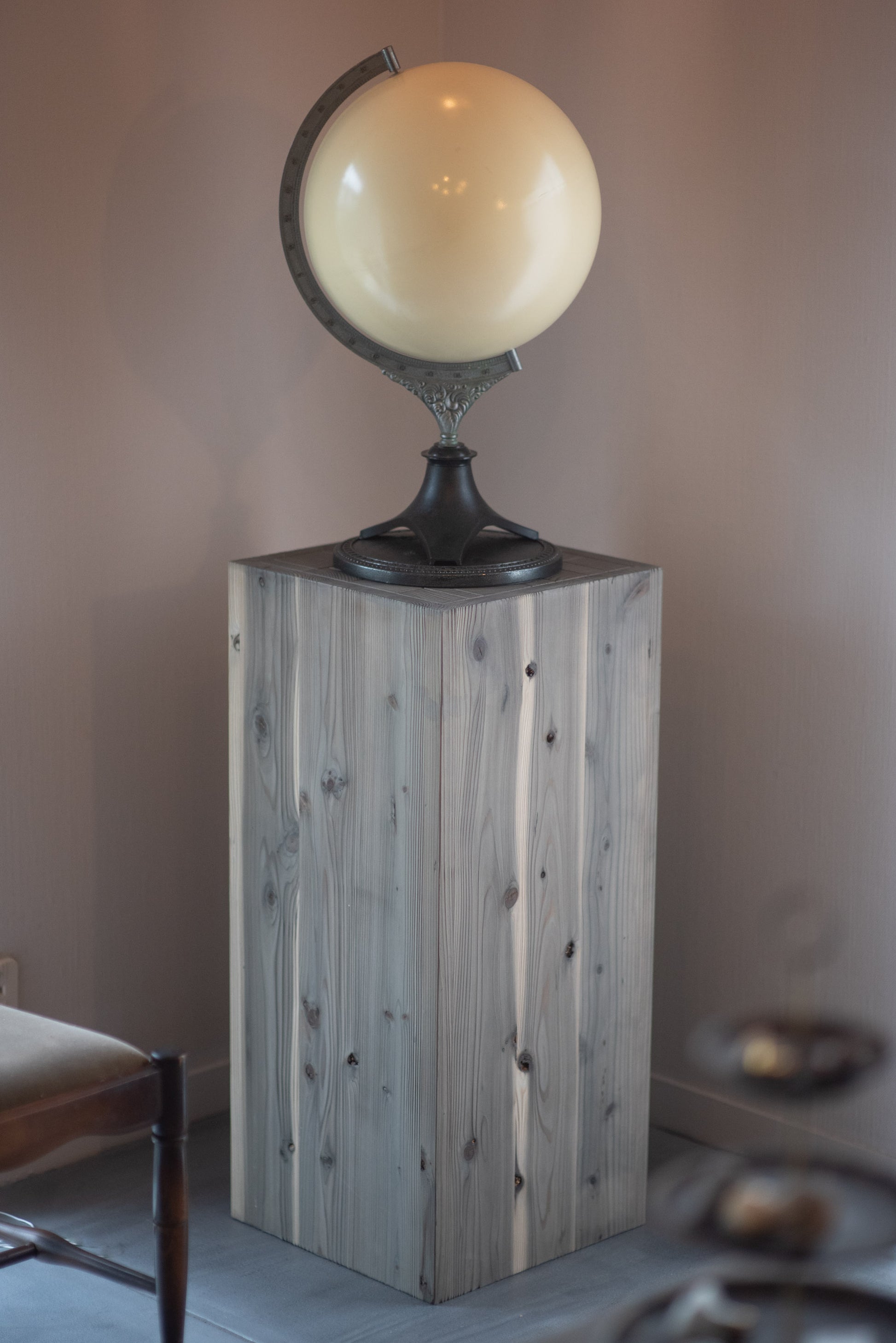 Japanese cedar pedestal -monolith-